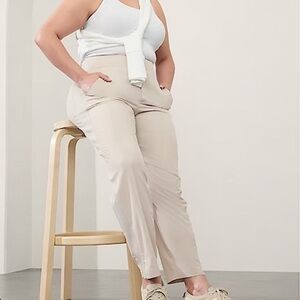 Athleta Brooklyn Heights Mid Rise Ankle Pant Size 14 Tailored Fit Stretch UPF 40